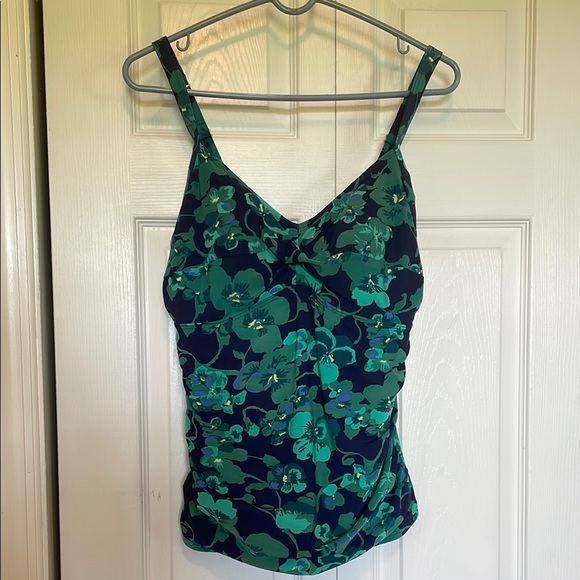 Women’s LL Bean Sz 16 tankini blue green floral adjustable straps built in cups - Picture 3 of 9